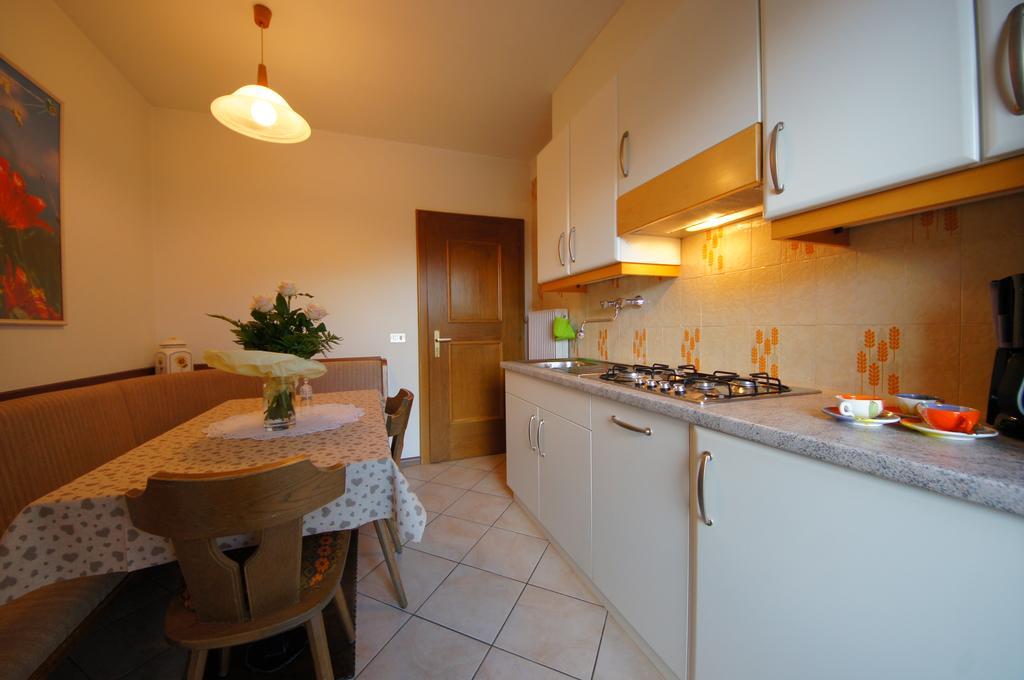 Ciasa Complojer Apartment La Valle Ngoại thất bức ảnh
