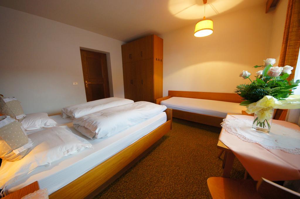 Ciasa Complojer Apartment La Valle Ngoại thất bức ảnh