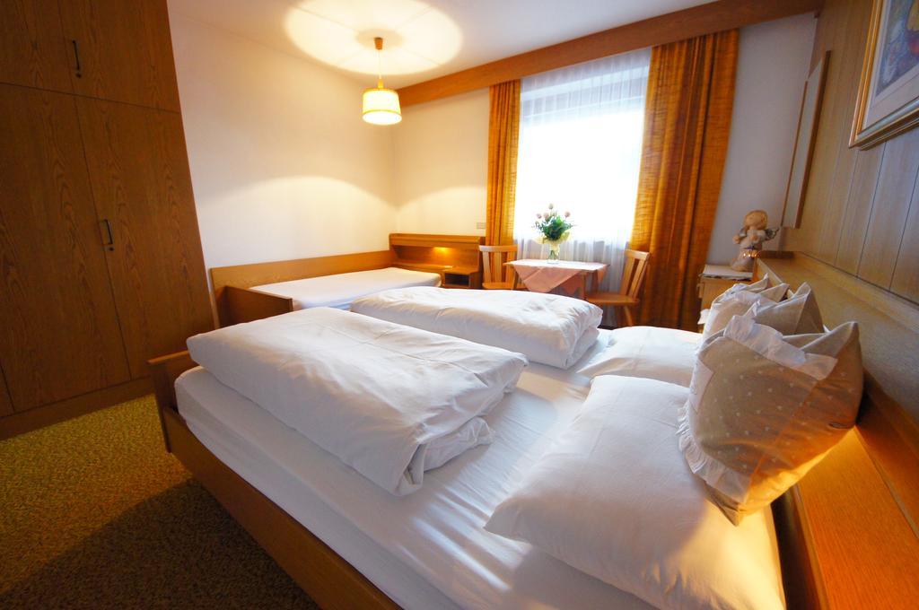 Ciasa Complojer Apartment La Valle Ngoại thất bức ảnh