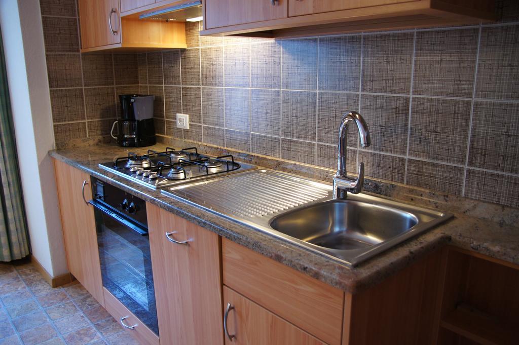 Ciasa Complojer Apartment La Valle Ngoại thất bức ảnh